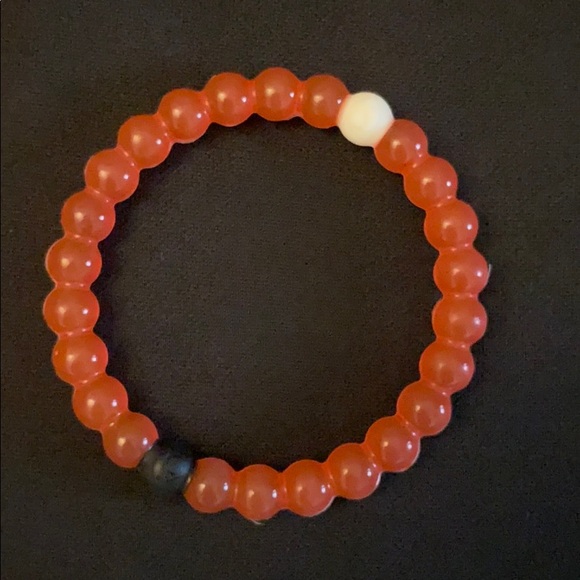 NWOT save the children clear red Lokai - medium - Picture 3 of 5